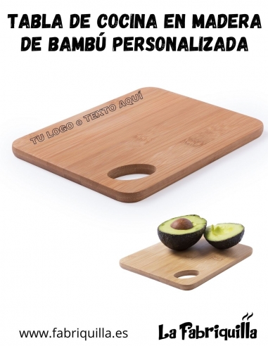 tabla de cocina en madera de bambú troquelada y personalizada en pirograbado un regalo original