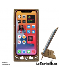 Soporte para móviles, smartphone y tablet, fabricado en madera con detalle calado y con grabado láser personalizado en la base. 2